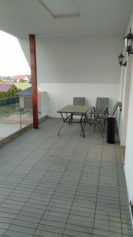 Apartamenty Wakacyjne Ślesin المظهر الخارجي الصورة